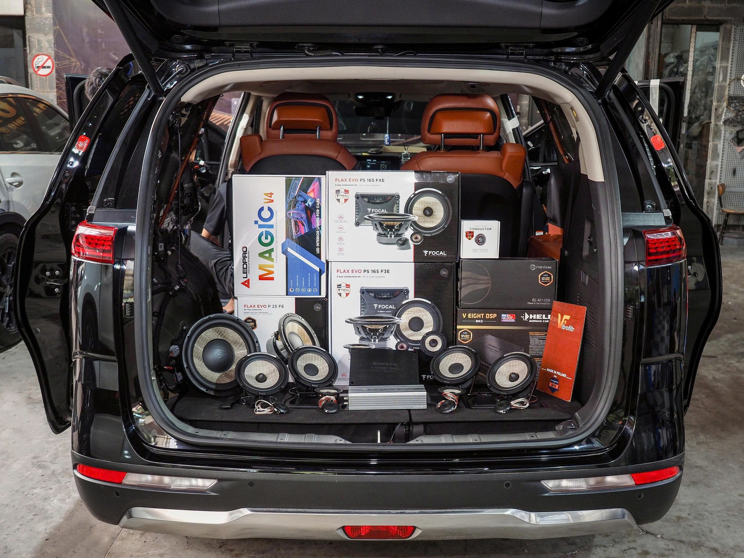 CARNIVAL VỚI HỆ THỐNG LOA NÂNG CẤP THƯƠNG HIỆU FOCAL | AUTOBIS