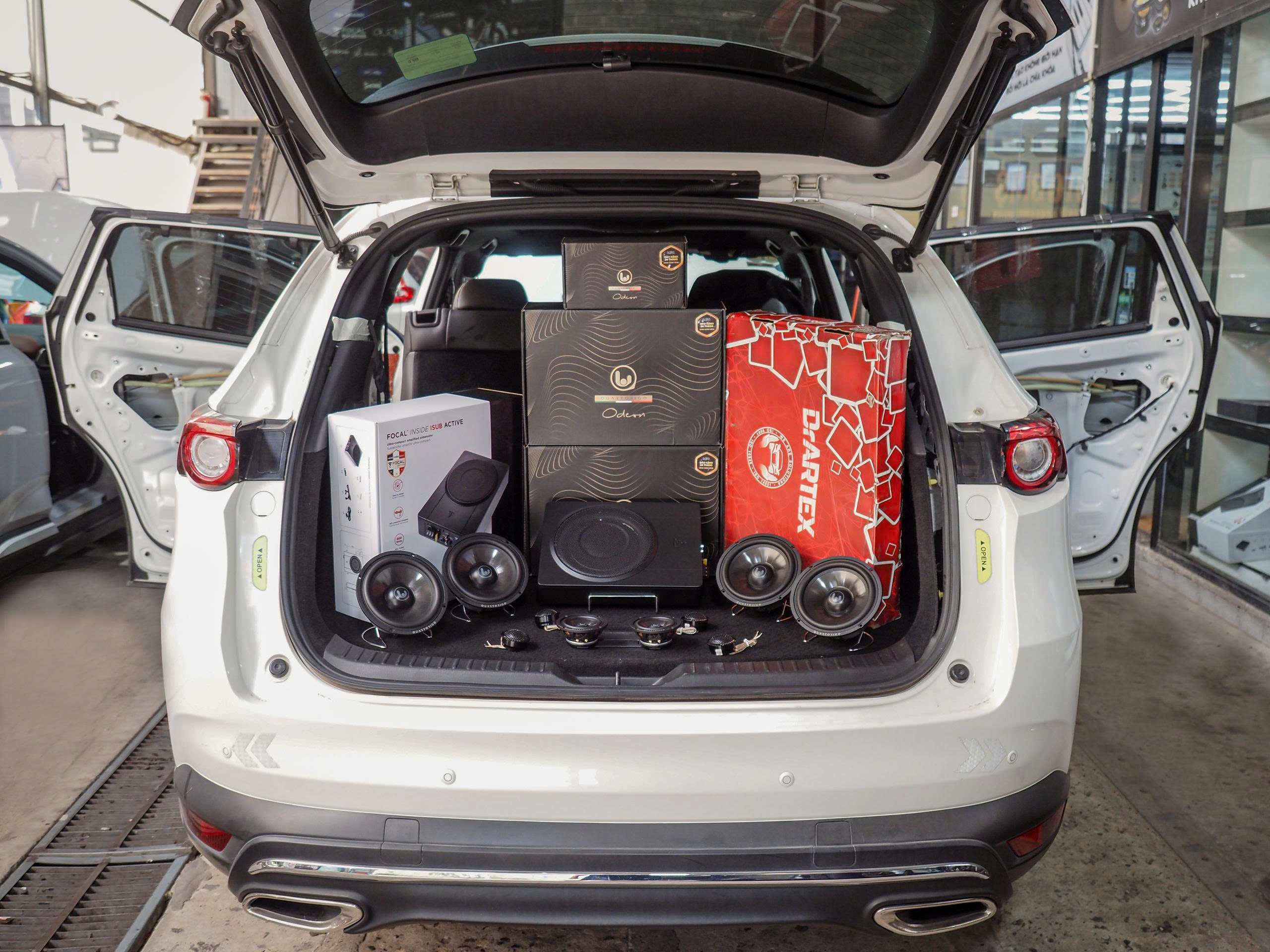 Giải Pháp Nâng Cấp Âm Thanh Cho Mazda CX8 Đã Được Trang Bị Hệ Thống Loa Bose | AUTOBIS