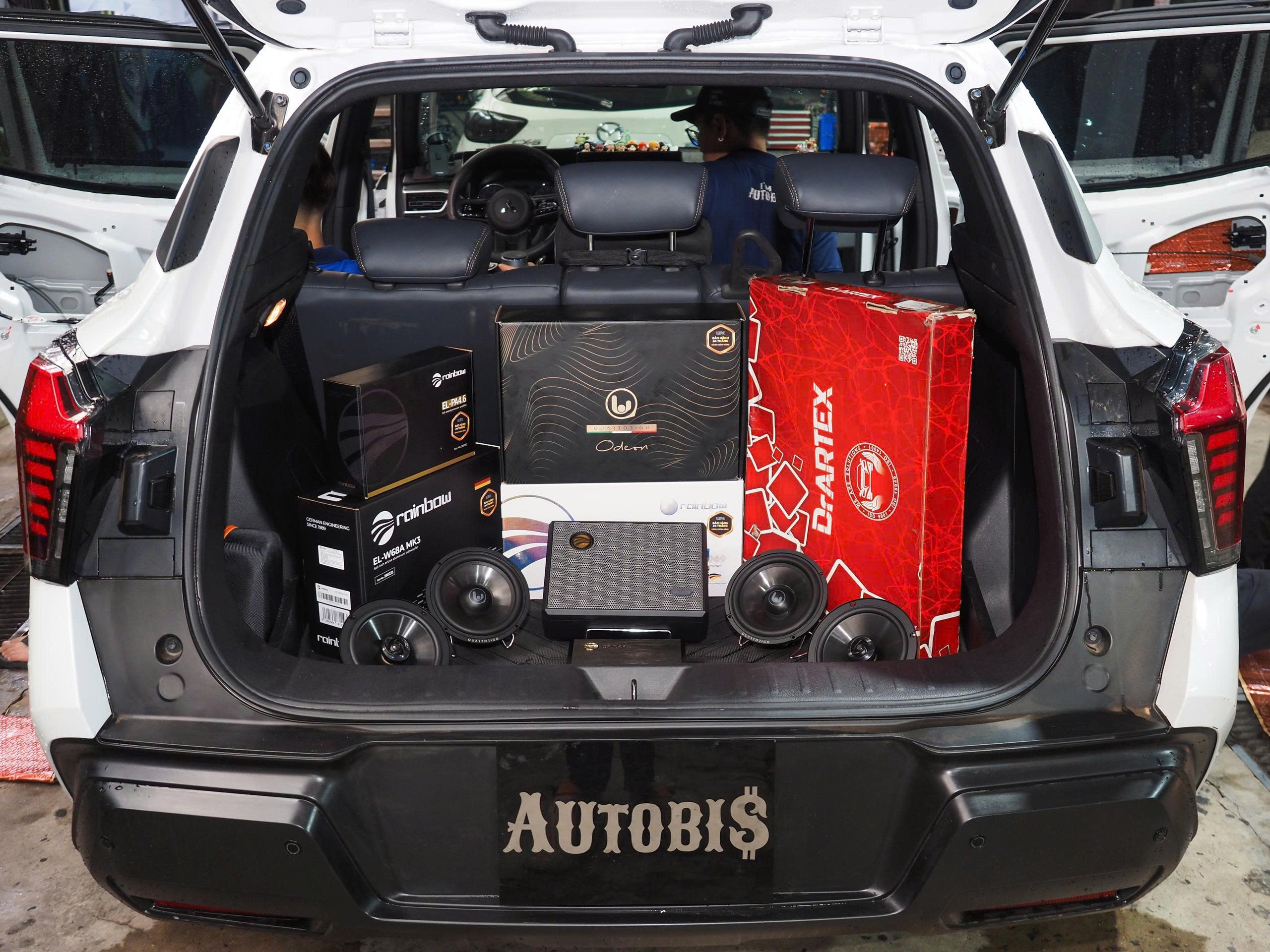 Nâng Cấp Âm Thanh Cho MITSUBISHI XFORCE – Trải Nghiệm Âm Nhạc Đỉnh Cao Trên Mọi Hành Trình