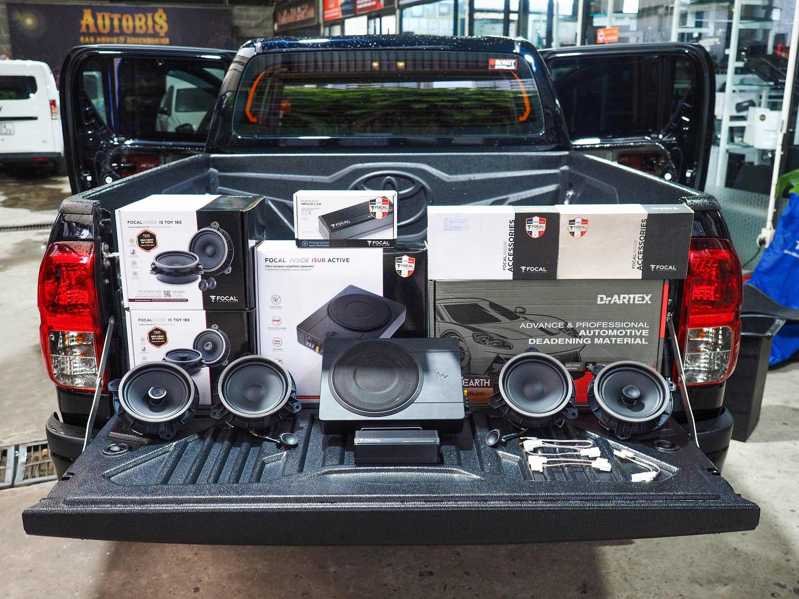 Nâng Cấp Âm Thanh Chuẩn Plug and Play Dành Cho Toyota Hilux | AUTOBIS