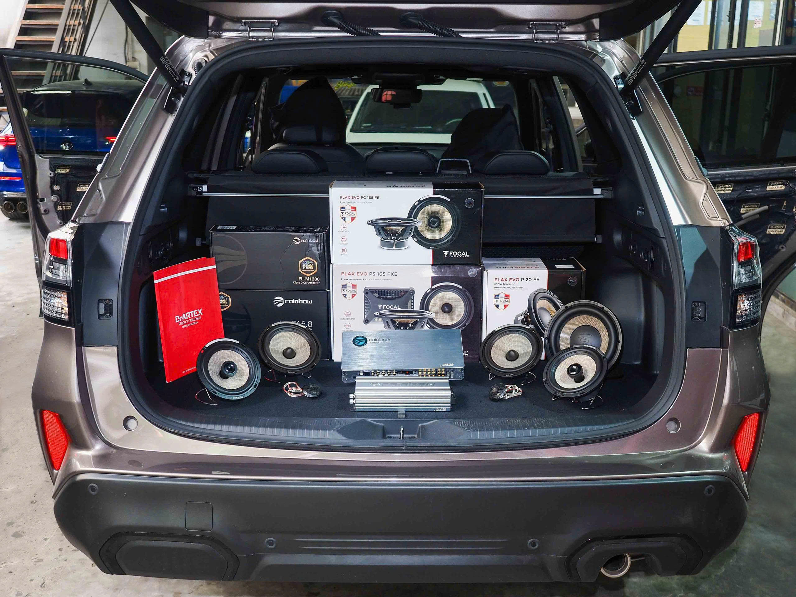 NÂNG CẤP CẤU HÌNH ÂM THANH CHO SUBARU FORESTER | AUTOBIS