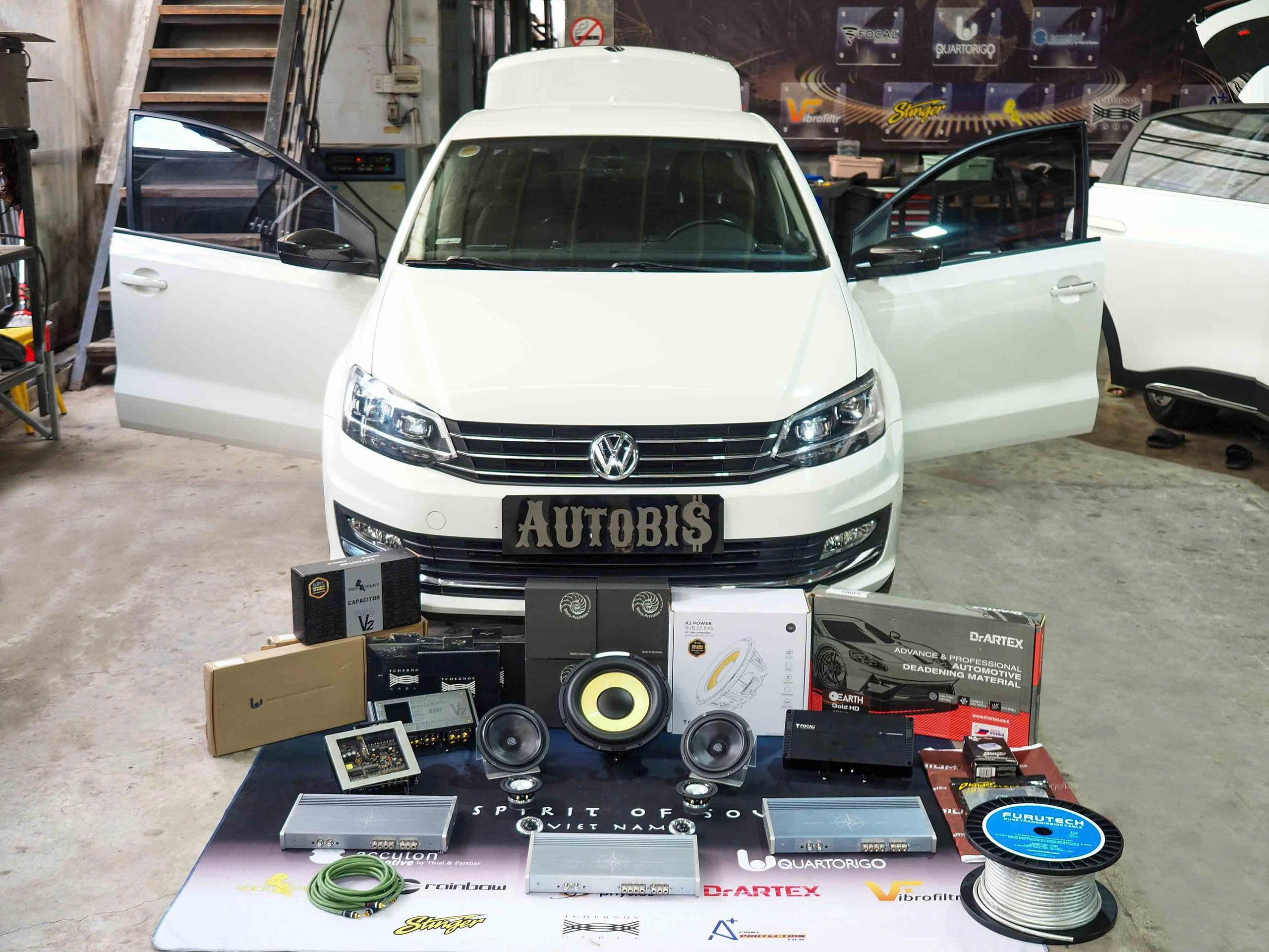 Nâng Cấp Volkswagen Polo Với Thương Hiệu Micro Precision | AUTOBIS