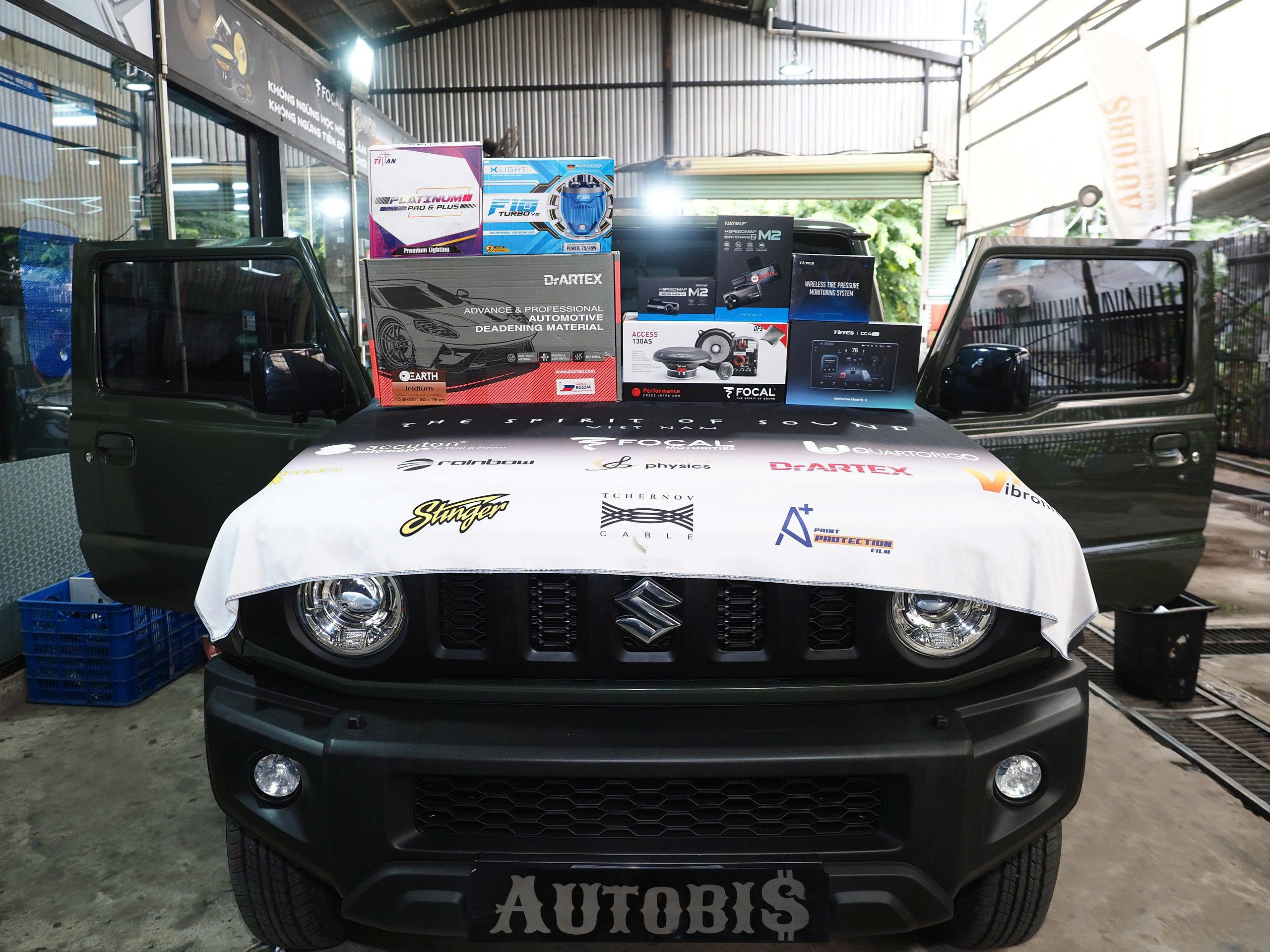 Nâng Tầm Giải Trí & Đầy Đủ Tiện Ích Cho Suzuki Jimny | AUTOBIS