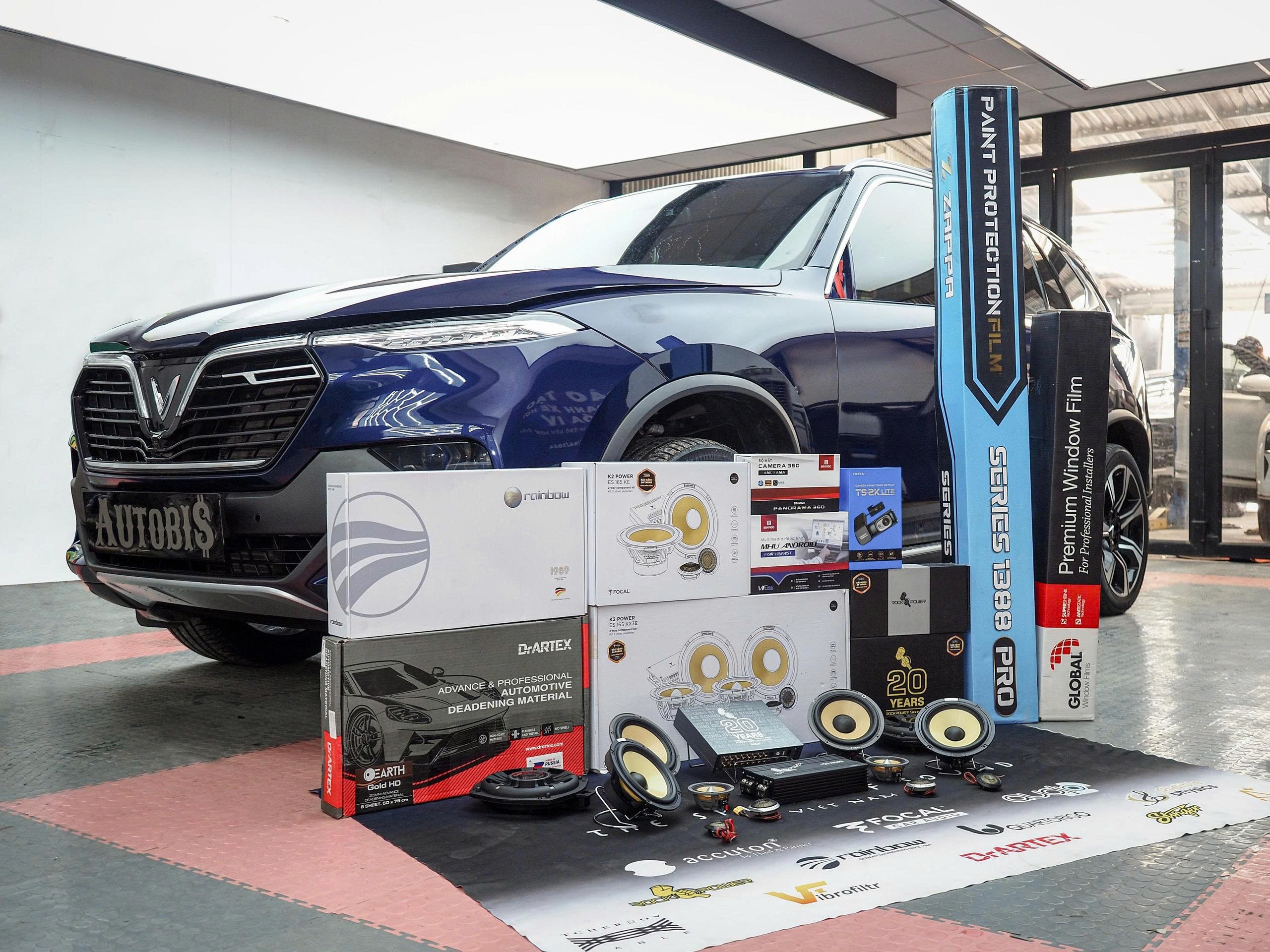 Nâng Tầm Trải Nghiệm Cho VinFast Lux SA Với Âm Thanh Và Phụ Kiện Thay Thế | AUTOBIS