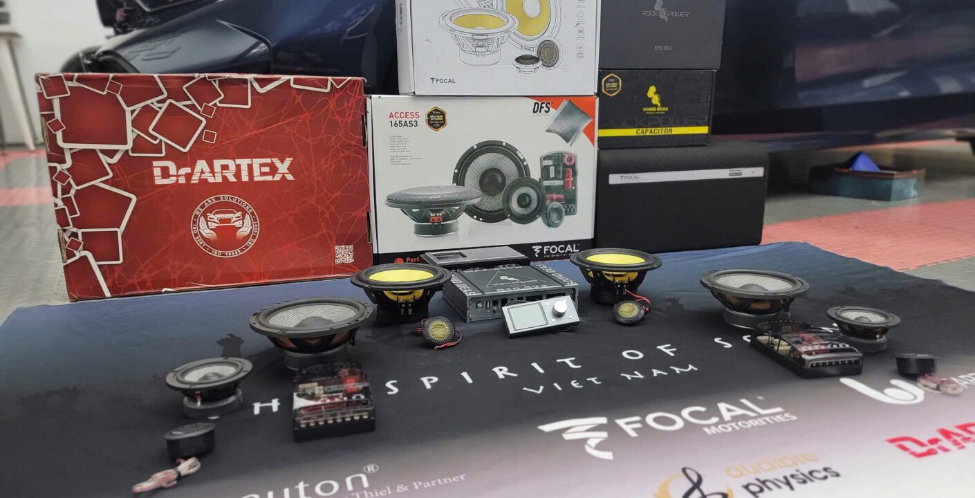 So Sánh Âm Thanh Zin Và Focal Trên Honda Civic Có Gì Khác Biệt?