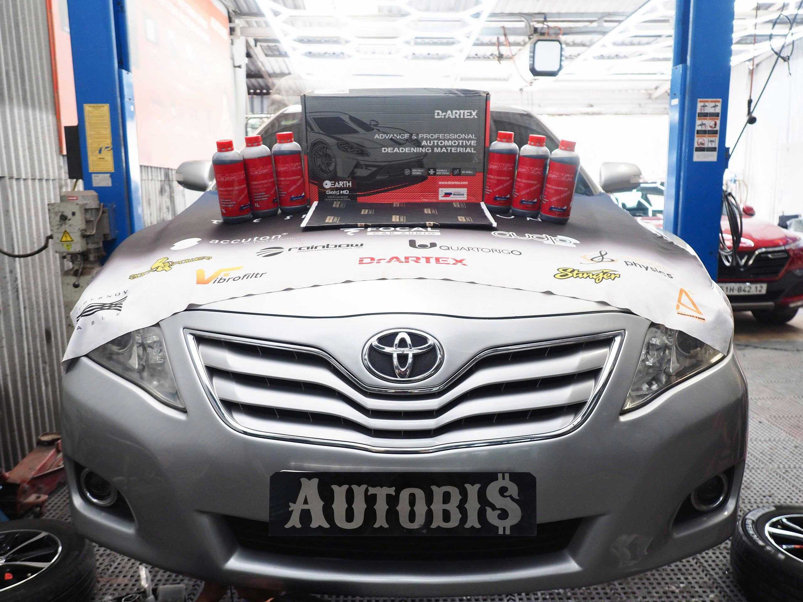 Thi Công Cách Âm Chống Ồn Thương Hiệu DrARTEX Dành Cho Toyota Camry | AUTOBIS